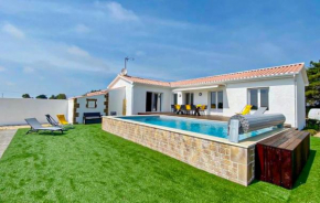 Awesome Home In Saint Jean De Monts